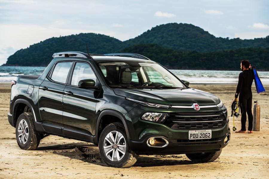  Fiat Toro Freedom 1.8 Flex AT6 2016 года  (фото 10 из 32)